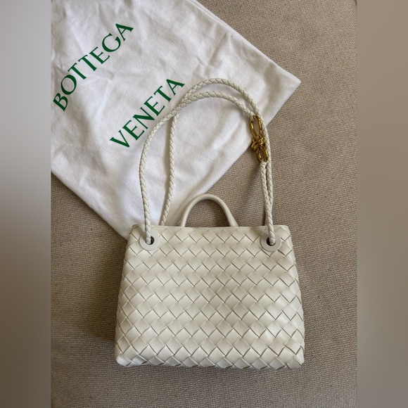 Bottega Veneta Small Andiamo Intrecciato Leather Top-Handle Bag - Picture 11 of 16